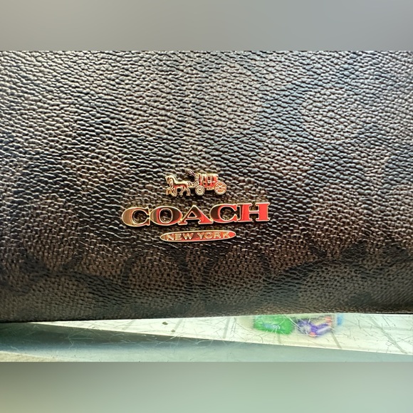 Coach satchel. X - Picture 9 of 9